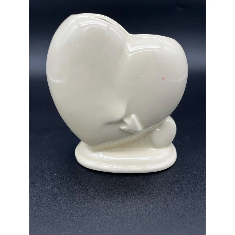 Heart Shaped Vase: 1950s Style, Cupid's Arrow Pottery – Vintage Home Decor